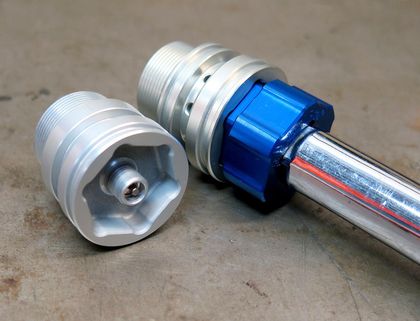 Douille Motion Pro bouchon inférieur fourche Showa SFF Universel