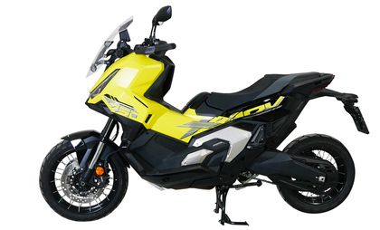 MRA Racing Touring TM Windshield