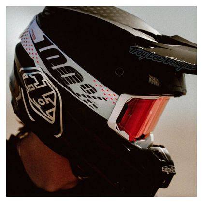 Masque cross 100% ARMEGA HiPER INVICTA - Mirror Rouge 2027 - Blanc