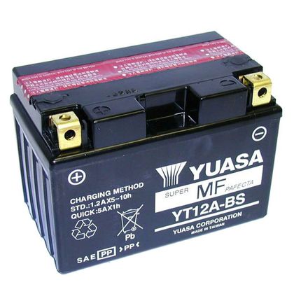 Batería Yuasa YT12A-BS AGM abierta con pack de ácido Tipo ácido