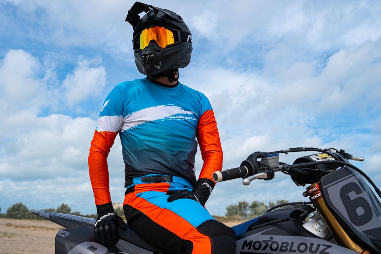 Look completo con Pantalón de motocross Prov SCRUB 2024