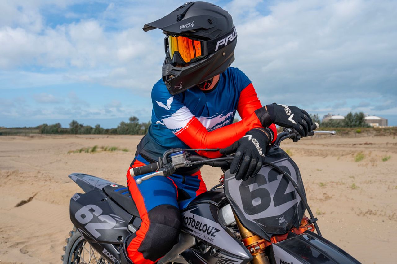 Look completo con Pantalón de motocross Prov SCRUB 2024