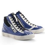 Blau