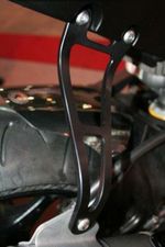 Kit suppression repose pieds Patte de fixation de silencieux noir