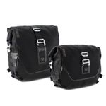 Sacoches cavalières Legend Gear BLACK EDITION set (9.8/13.5 Litres) avec supports