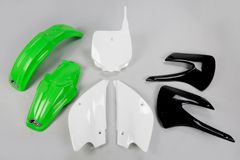couleur origine (2010) restylé vert/noir/blanc