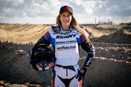 Girl power : Mathilde Denis rejoint le Team Honda Motoblouz SR