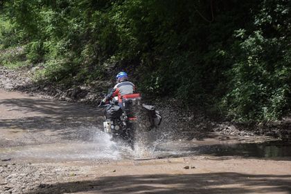 S&rsquo;équiper à moto pour affronter TOUTES les conditions en voyage