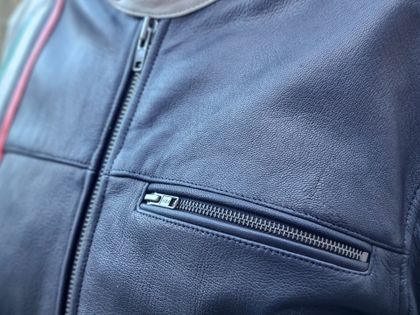 Blouson moto : cuir ou textile ?