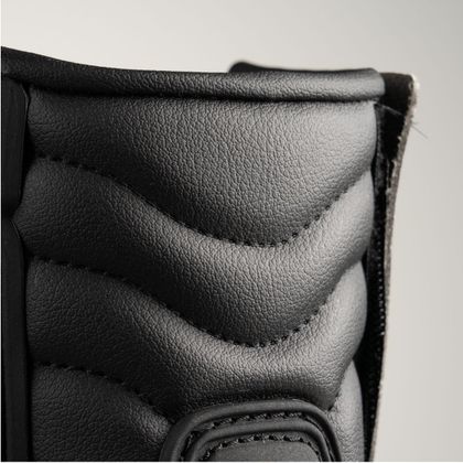 Bottes Forma FRECCIA EVO - Noir / Rouge