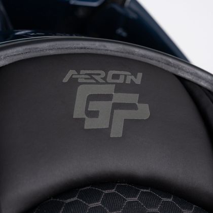 Shark AERON-GP FIM RACING #1 REPLICA ZARCO VICTORY 2025 Integraalhelm - Carbon / Blauw