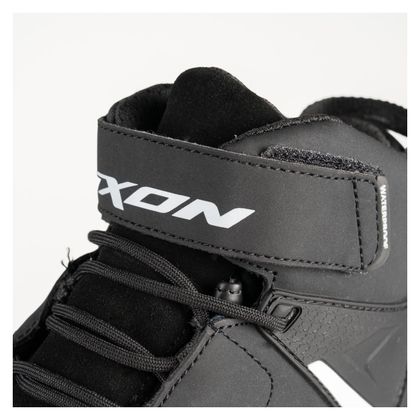Baskets Moto Ixon GAMBLER WP - Noir / Blanc