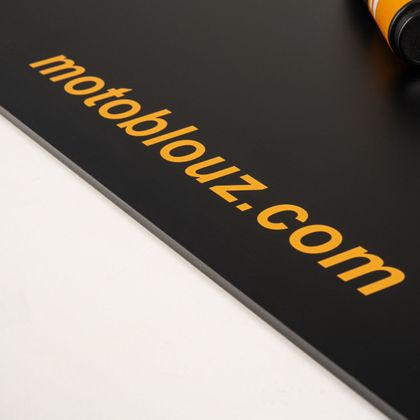 Motoblouz WITH UNIVERSAL PENCIL Signage - Black