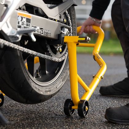 Motoblouz Hinterrad mit Gummiunterstützung Ständer Universell - Gelb