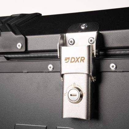 Top case DXR NOMAD 55L ALU AVEC PLATINE - Noir