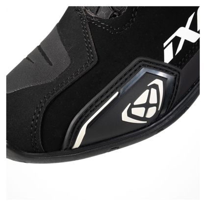 Ténis de Moto Ixon BULL 2 WATERPROOF - Preto / Branco
