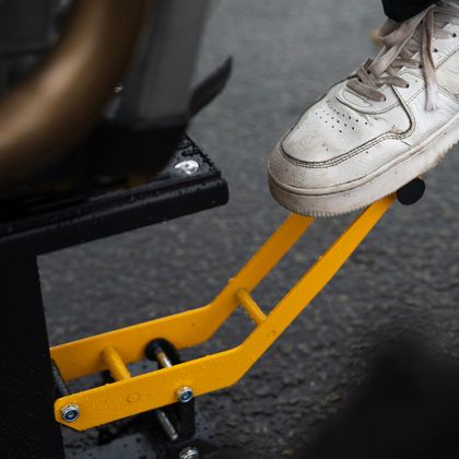 Lève moto Motoblouz MX LIFT HYDRAULIQUE Universel - Noir