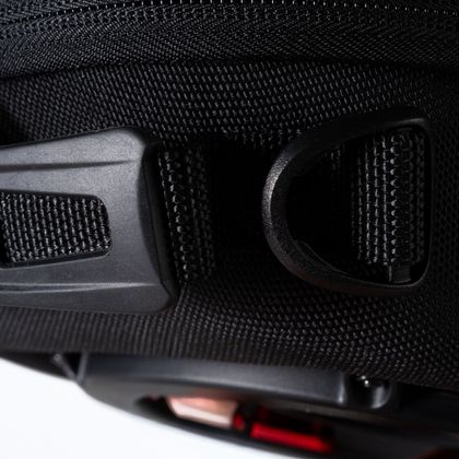 Givi ST611+ Tanklock (6 liters) Universal Tank bag - Black