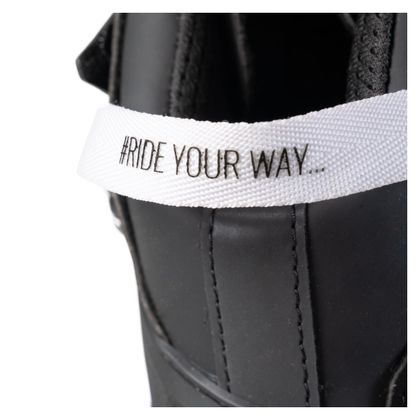 Ténis de Moto Ixon BULL 2 WATERPROOF - Preto / Branco