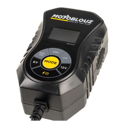 Motoblouz VOOR LOODZUUR- + LITHIUMBATTERIJEN 6/12V Acculader Universeel - Zwart