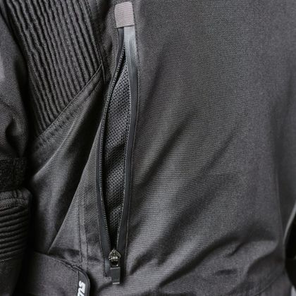 GMS TWISTER NEO WATERPROOF Motorvest - Zwart / Blauw