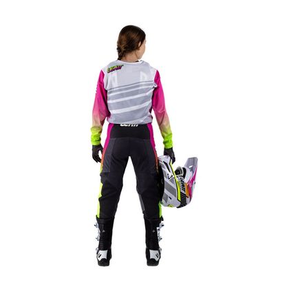 Tenue cross Leatt 3.5 RIDE KIT MAILLOT+PANTALON JUNIOR 2026 - Blanc / Rose