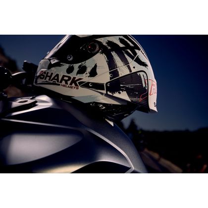 Kask integralny Shark AERON-GP FIM RACING #2 REPLIKA ZARCO SUZUKA 2026 - Czarny / Biały