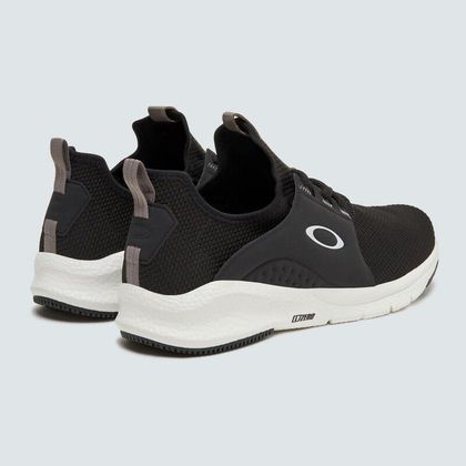 Chaussures Oakley DRY