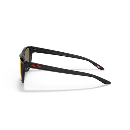 Oakley Manorburn - Prizm Sunglasses - Black / Red
