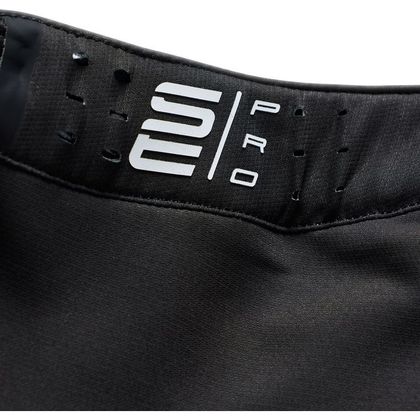 TroyLee design SE PRO SOLO 2027 Crossbroek - Zwart