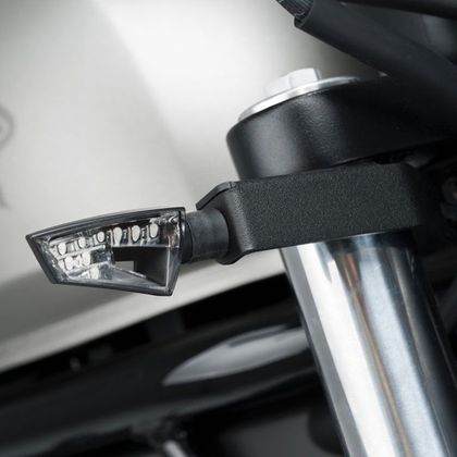 Support Clignotant Puig CACHE ORIFICES - Noir