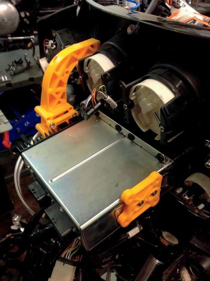 Support de carénage Alloy Art fixation Strong Arm