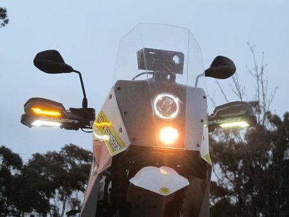 Pièces détachées Barkbusters Feux de position LED blanc 2 pièces Universel