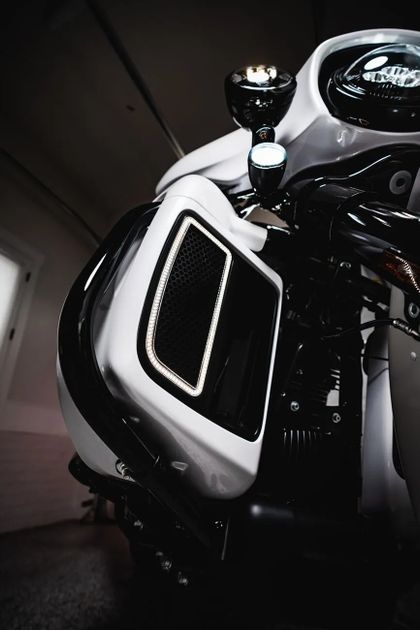 Phare avant Custom Dynamics Lampe passage ProBEAM