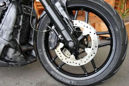 Kit de fixation Garde-boue Cult Werk Vis