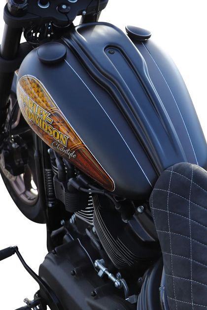 Couvre reservoir Cult Werk Couvre tableau bord Low Rider S