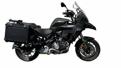 GPR Tech Black aluminium - the pair 38/38 L - Support included Side case Ref : GTE00055A / BENE.2.SIDE.38.38.ALP.B BENELLI 500 TRK 502 - 2021 - 2024