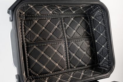 GPR Tech ALPI-TECH Alu - Complete with support - 26 litres - black Top case