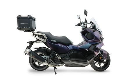GPR Tech ALPI-TECH Alu - Complete with support - 26 litres - black Top case Ref : GTE01169A / SY.3.BA.26.ALP.B SYM 125 ADX 125 - 2024 - 2026