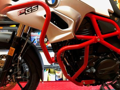 Pare-carter Hepco & Becker Crashbar - rouge