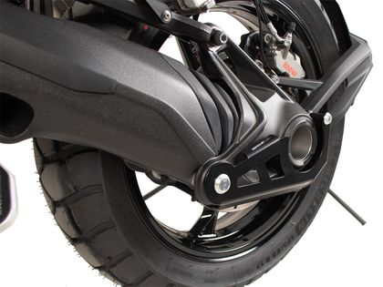 Hepco & Becker For cardan - black Swing Arm Protection Ref : HBE04707A / 42246532 00 01 BMW 1300 R 1300 GS - 2023 - 2025