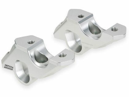 Rehausseur de guidon Hepco & Becker avec déport 30 mm de haut et 33 mm en arrière - argent Ref : HBE05011A / 42456532 00 09 BMW 1300 R 1300 GS - 2023 - 2025