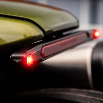 Feux arrière Heinz Bikes Barre lumineuse