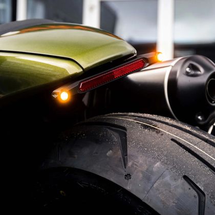 Feux arrière Heinz Bikes Barre lumineuse