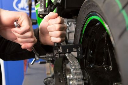 Motion Pro PBR Chain Breaker Universal Box