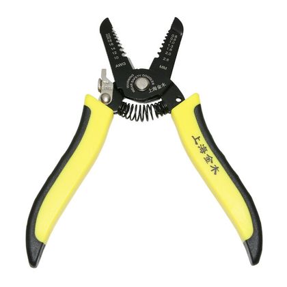 Pince à denuder P2R PINCE A DENUDER-COUPER FILS ELECTRIQUES P2R 153 mm NOIR JAUNE -P2R- Universel