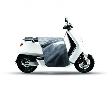 OJ Atmosfere Metropolitaine 05212020 Universal Leg cover