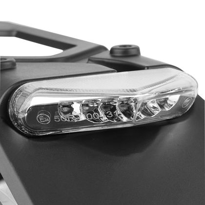 Support de plaque Replay IMMATRICULATION FEU 50 A BOITE - MOTO TRANSPARENT LEDS HOMOLOGUE CE Universel