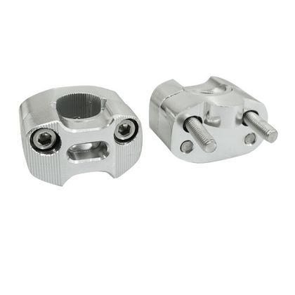 Pontet de guidon Replay UNIVERSEL OVERSIZE ALU DIAM 28,6mm - 22,2mm ENTRAXE 38mm ARGENT VIS INOX M7 H40 x L55 l35 mm PAIRE Universel Ref : REPL00746A / 154978 