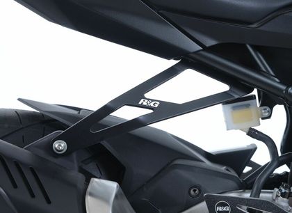 Kit suppression repose pieds R&G Racing Patte de fixation de silencieux Akrapovic noir